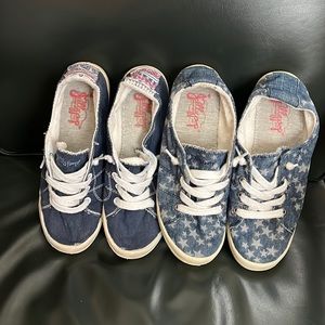 Two pairs of jelly pop